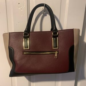 Medium purse